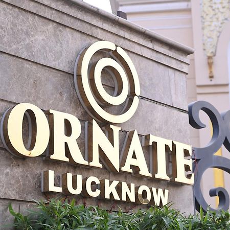 Ornate Lucknow Hotell Exteriör bild